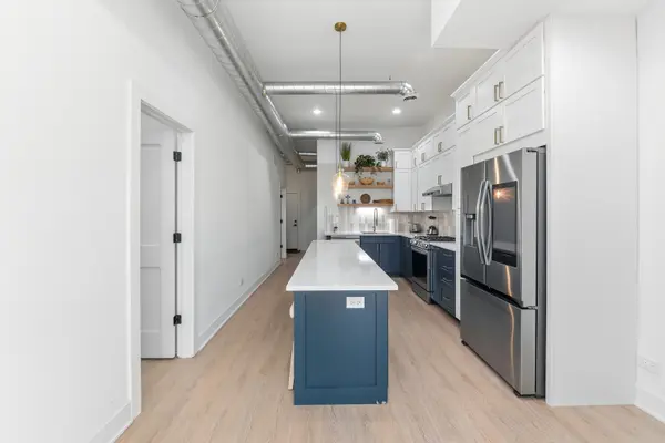 3300 N Racine AVE #1, Chicago, IL 60657