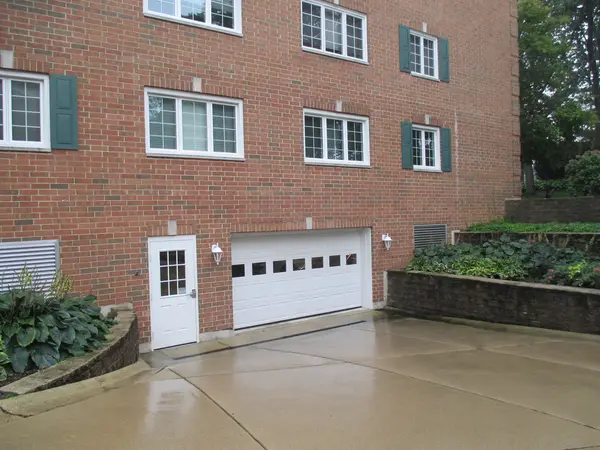 126 DAY ST #209, Bloomingdale, IL 60108