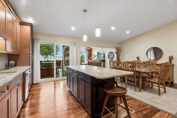 459 W Eagle Lake DR, Maple Grove, MN 55369