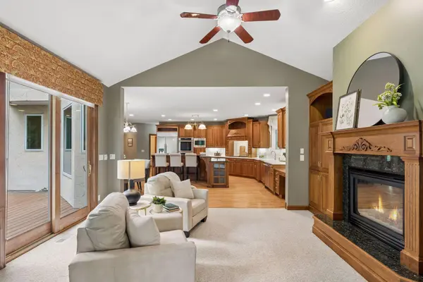 11673 Irish AVE, Grant, MN 55082