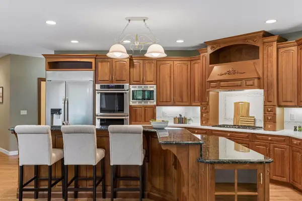 11673 Irish AVE, Grant, MN 55082