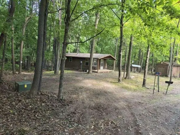 5821 Birchview RD W, Grasston, MN 55030