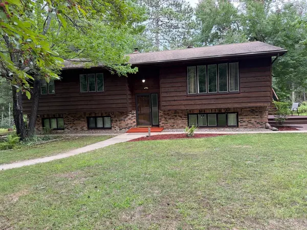7330 Honkola RD, Embarrass, MN 55732