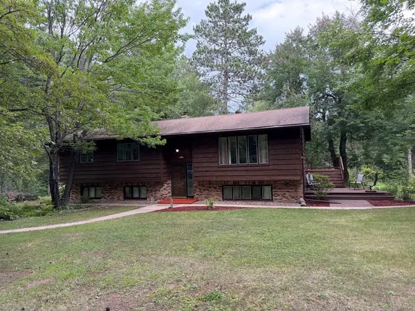 7330 Honkola RD, Embarrass, MN 55732