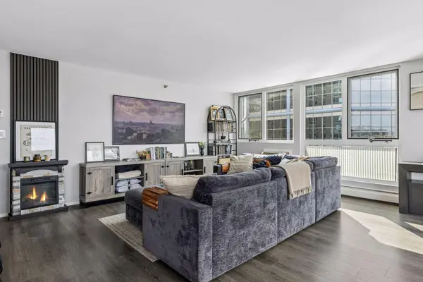 433 S 7th St #1701, Minneapolis, MN 55415
