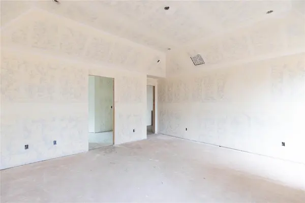 11121 NW 90th ST, Yukon, OK 73099