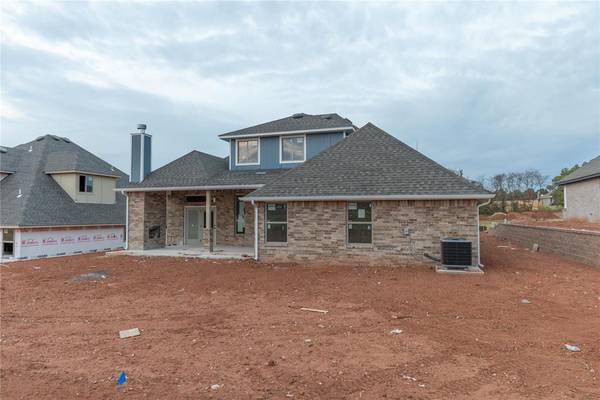 8916 Grey Joy RD, Edmond, OK 73007