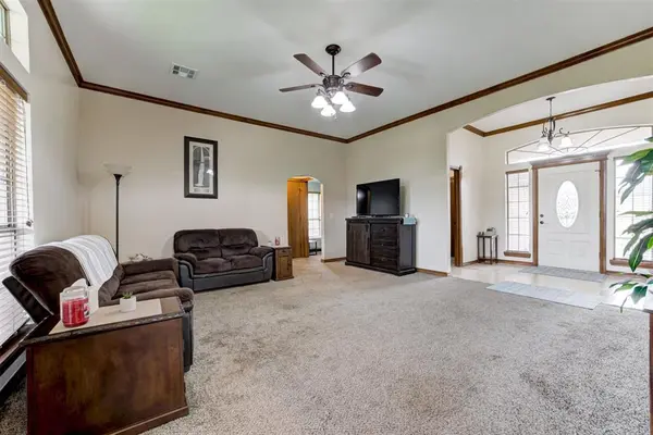 1942 County Road 1212, Tuttle, OK 73089