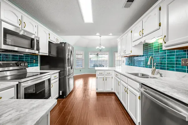 6654 GOLDEN STAR CV, Bartlett, TN 38134