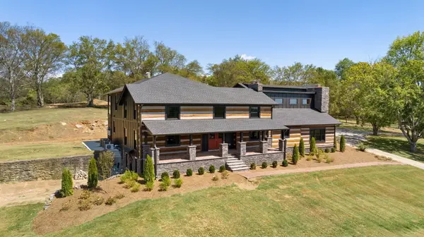 1554 Latimer Ln, Hendersonville, TN 37075