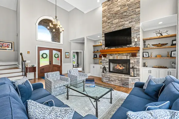 677 Driftwood DR, Greer, SC 29651