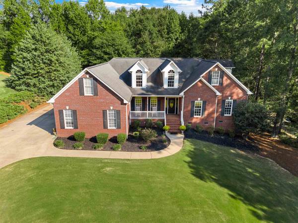 516 Moores Crossing, Roebuck, SC 29376