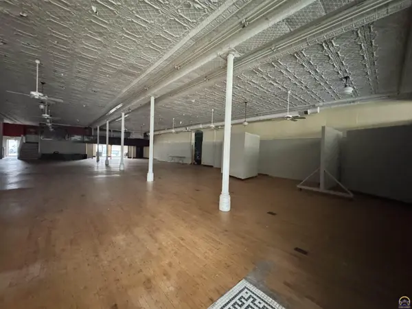 511 Commercial St, Emporia, KS 66801
