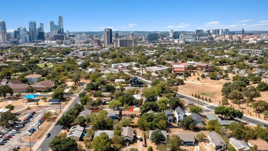 1113 Lawson LN, Austin, TX 78702