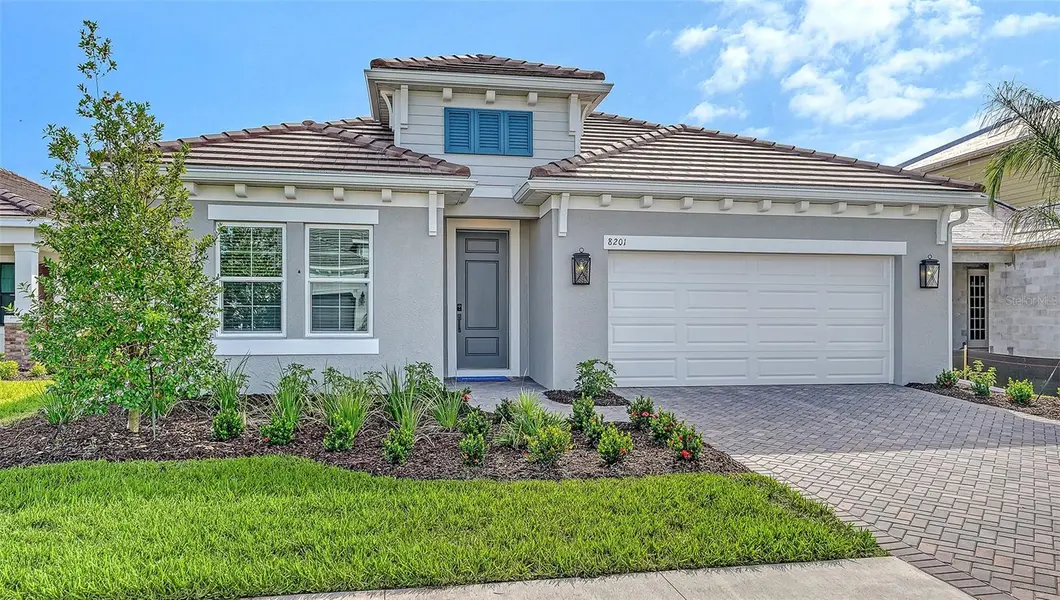 8201 SCARLETBUSH DR, Sarasota, FL 34240