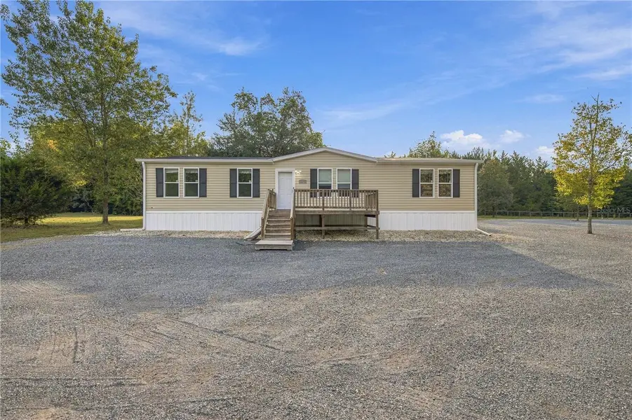 20051 E LEVY ST, Williston, FL 32696