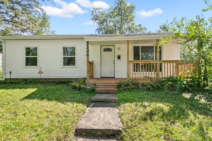 2206 221ST ST, Sauk Village, IL 60411