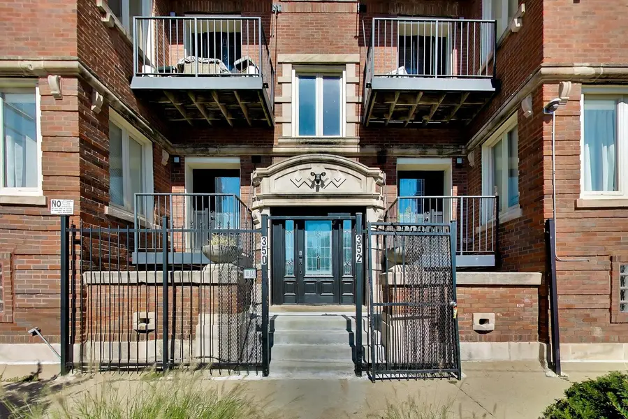 350 E 50th ST #1, Chicago, IL 60615