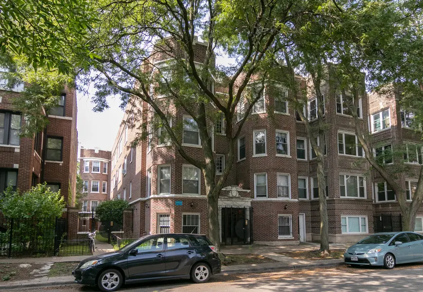 7646 N Greenview AVE #3, Chicago, IL 60626