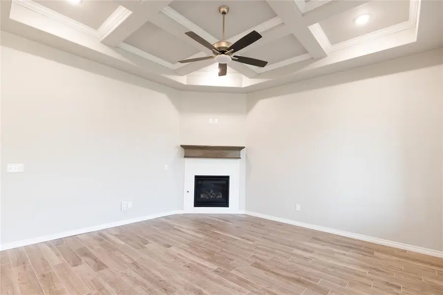 9228 NW 119th ST, Yukon, OK 73099