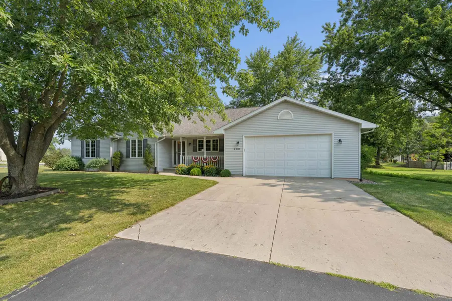 W2128 CAMPGROUND RD, Brillion, WI 54110