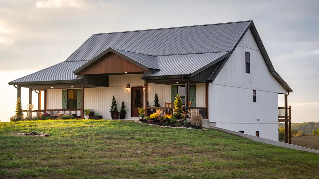 5460 State Highway Y, Hartville, MO 65667