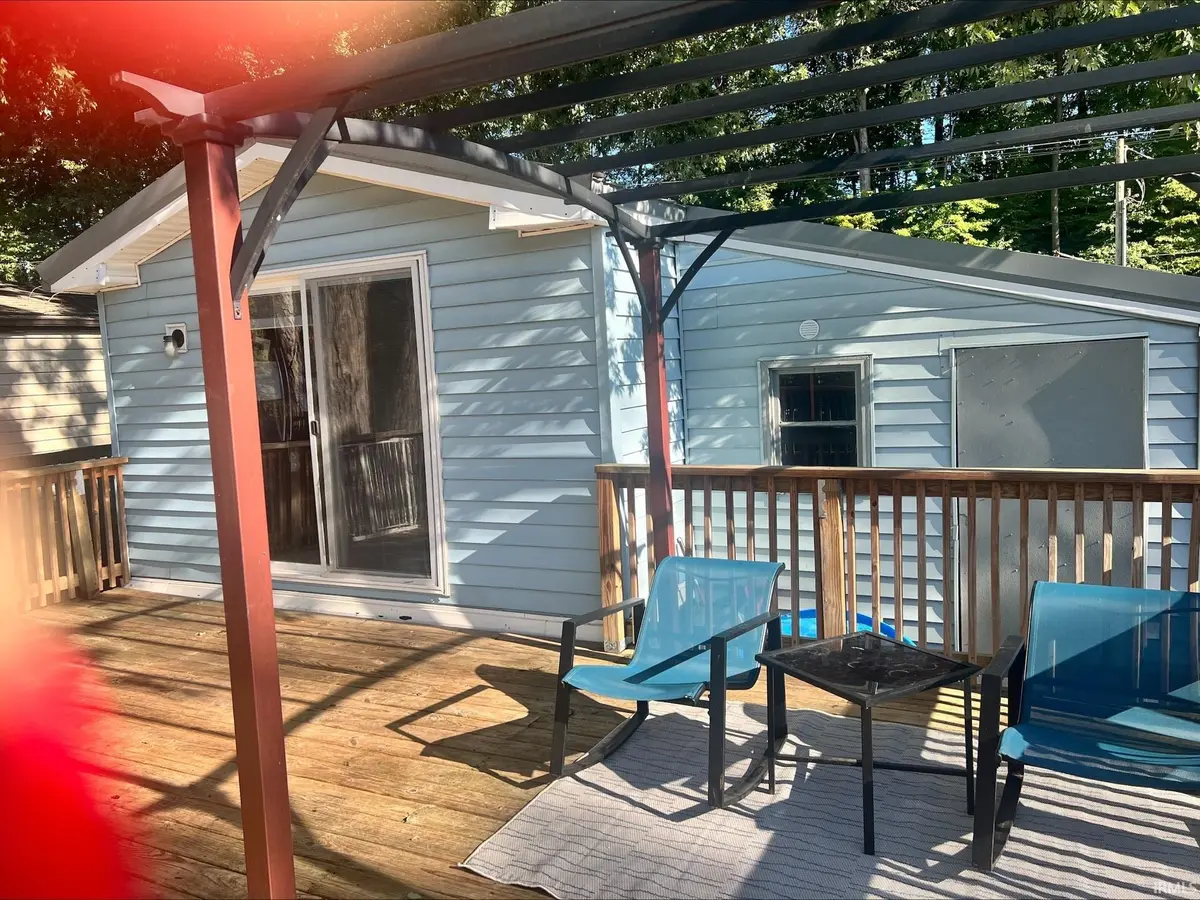 11088 N Landing RD #84, Monticello, IN 47960-8163