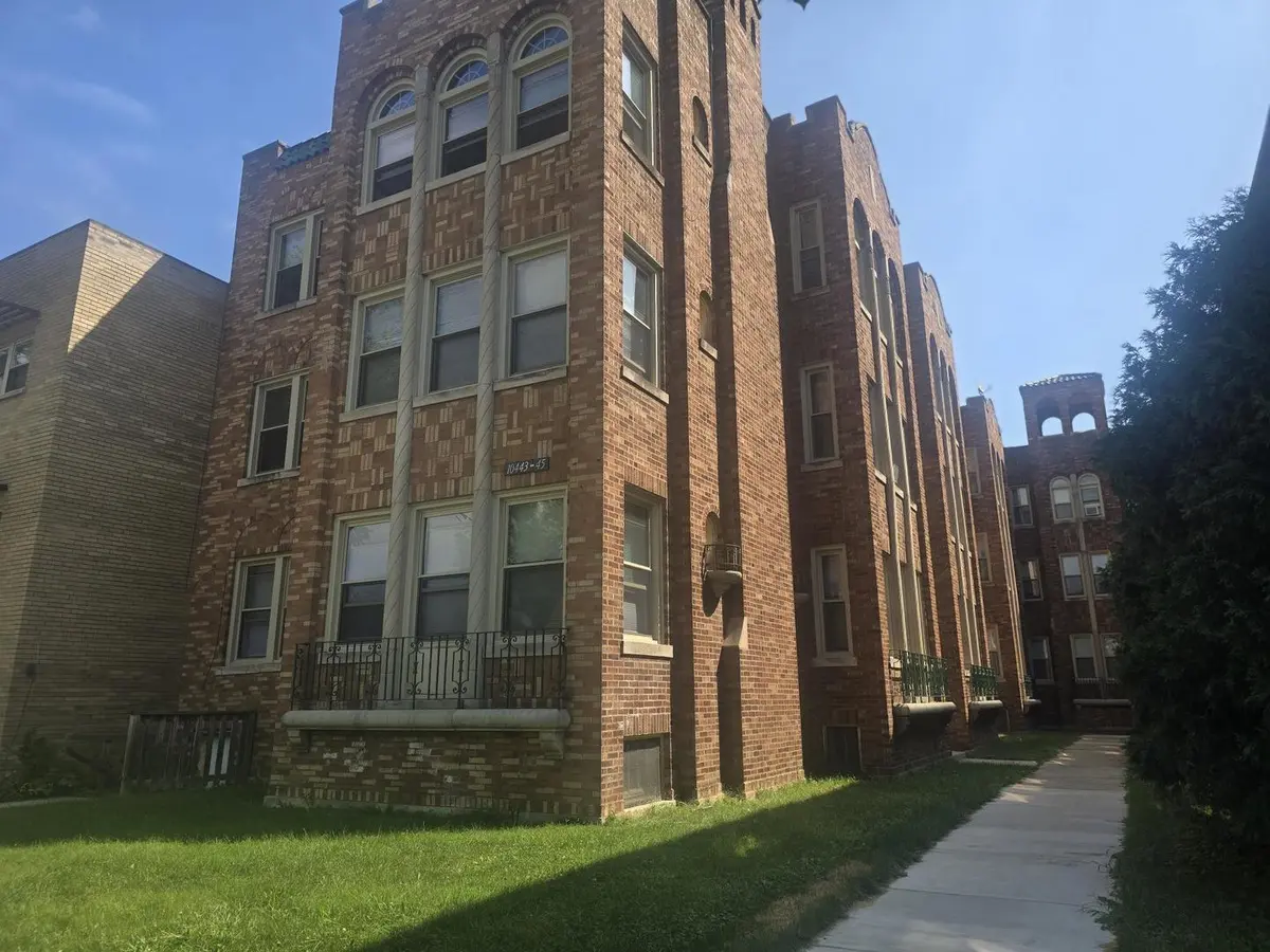 10445 S Hale AVE #1C, Chicago, IL 60643