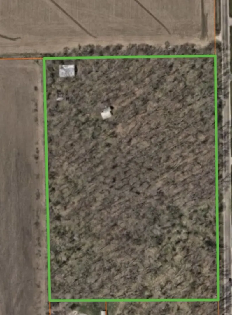 33687 5 Points RD, Kingston, IL 60145