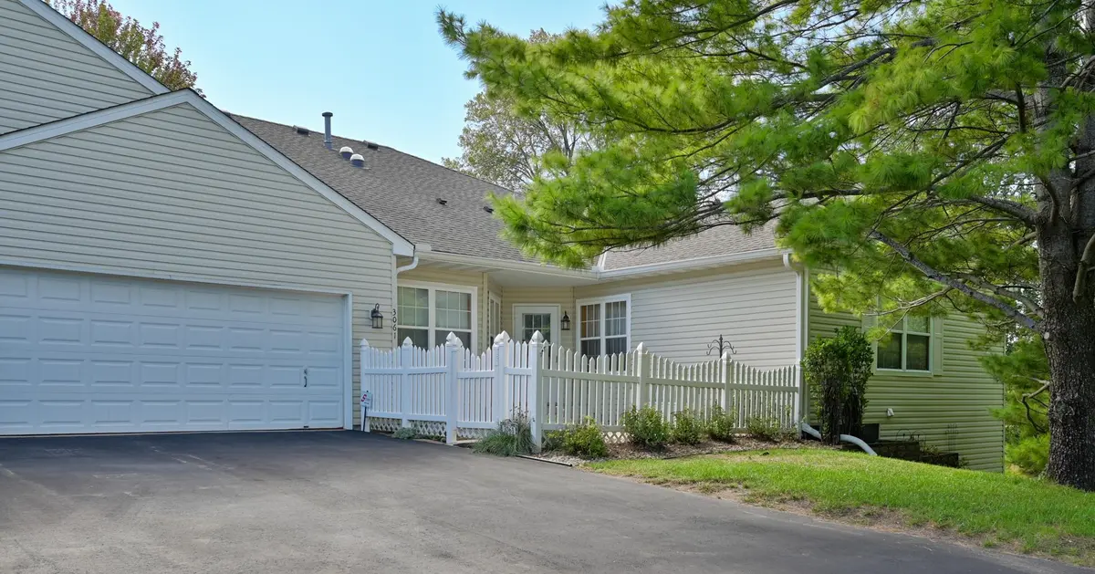 3061 Timberwood TRL #43, Eagan, MN 55121