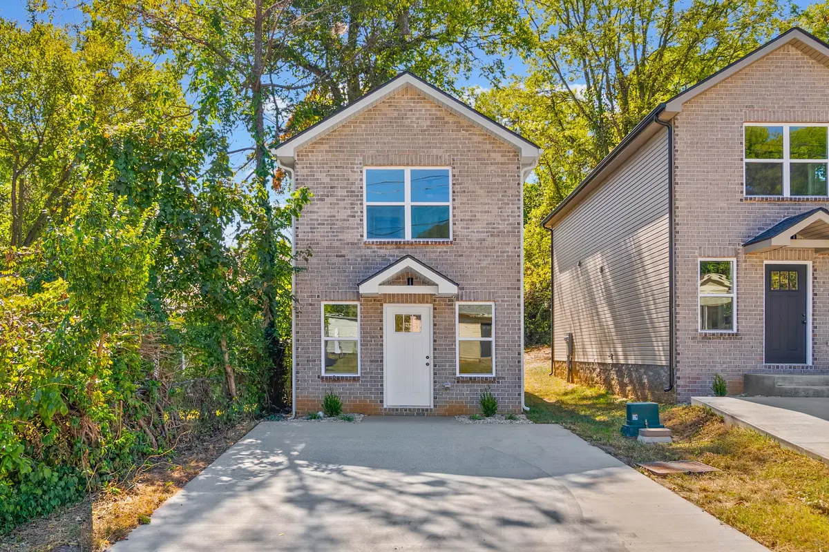 1212 Cedar St, Clarksville, TN 37040