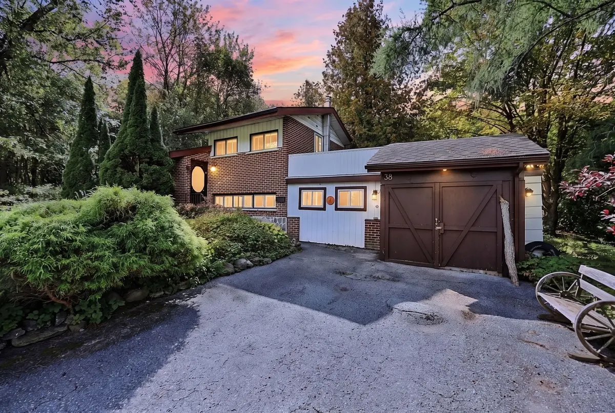 38 Pine ST, Tay, ON L0K 2C0