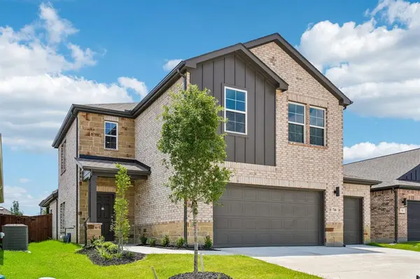 746 Carson Drive, Forney, TX 75126