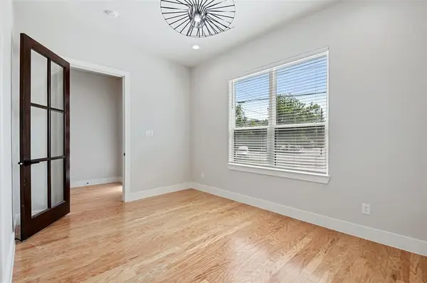 409 N Rogers Street, Waxahachie, TX 75165