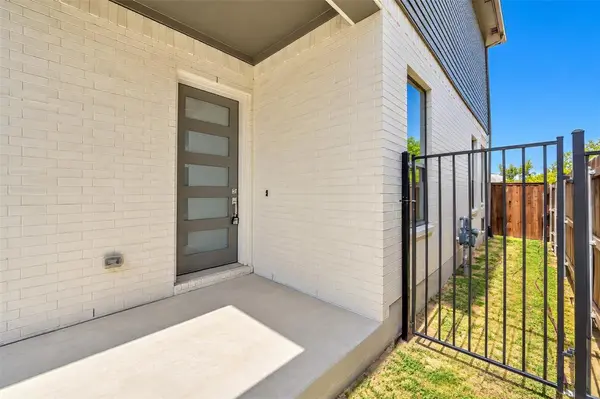 6308 Oakbend Circle, Fort Worth, TX 76132
