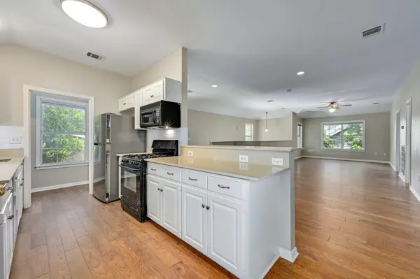1809 W 39th ST #B, Austin, TX 78731