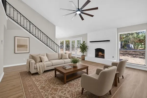 11202 Balcones Woods CV, Austin, TX 78759