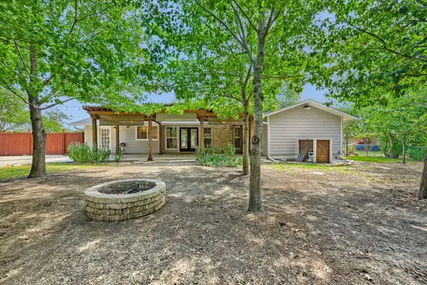 13100 Running Deer TRL, Manchaca, TX 78652