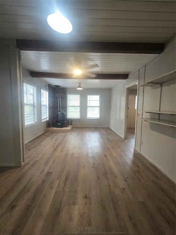 21401 Lindeman LN, Leander, TX 78641