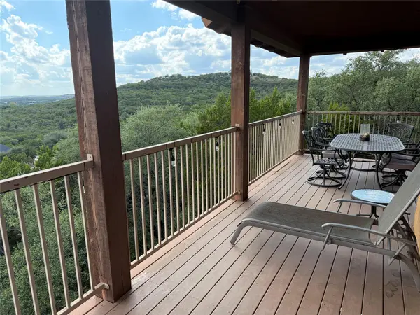 17932 Edgewood WAY, Jonestown, TX 78645