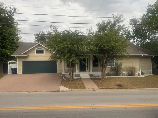 206 N Fm 1660, Hutto, TX 78634
