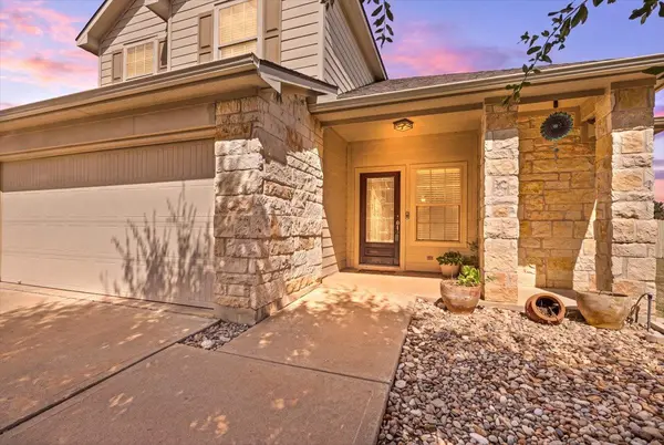 211 Falcon LN, Leander, TX 78641