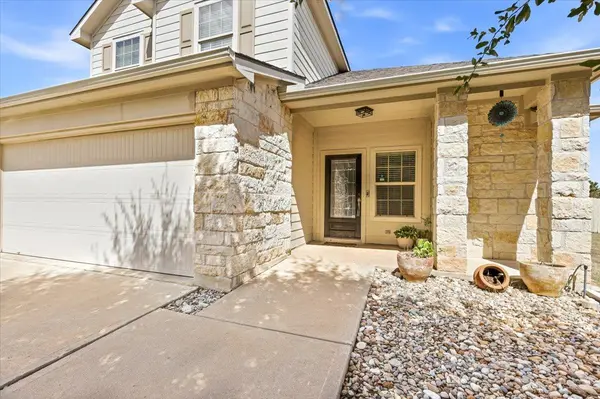 211 Falcon LN, Leander, TX 78641