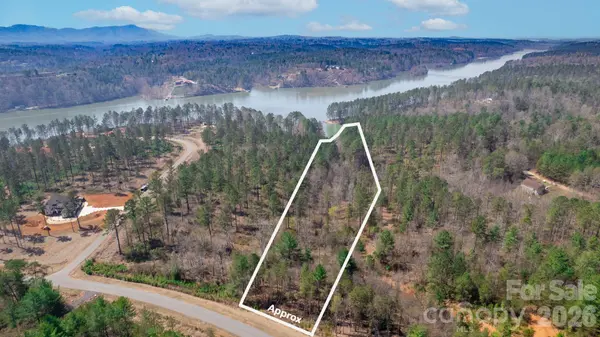 000 Scenic LN #207, Granite Falls, NC 28630