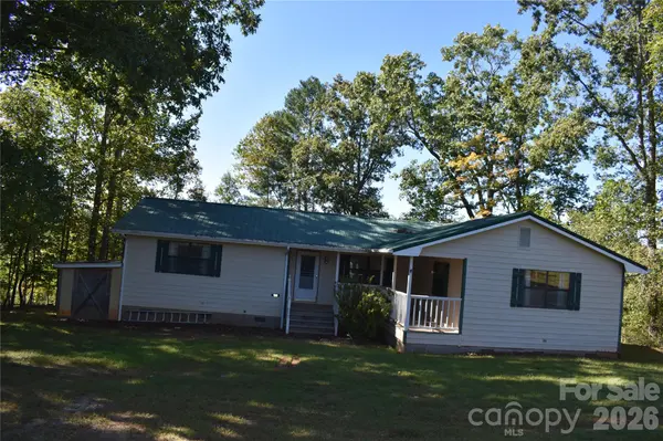 120 Woodmont DR, Nebo, NC 28761