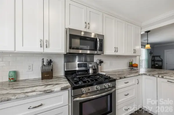 322 E Main ST, Maiden, NC 28650