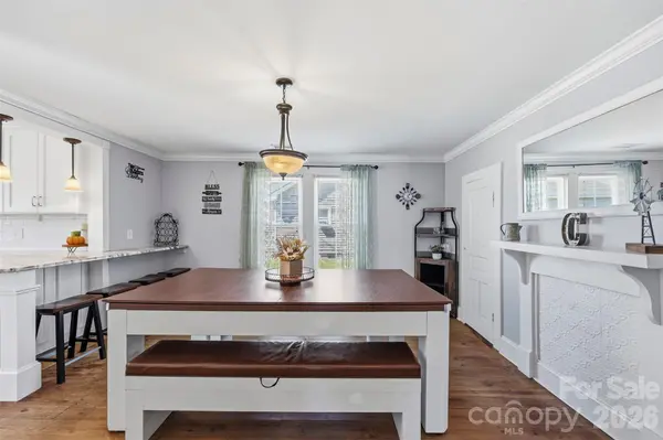 322 E Main ST, Maiden, NC 28650