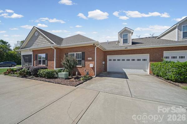 2367 Stardust CT, Denver, NC 28037