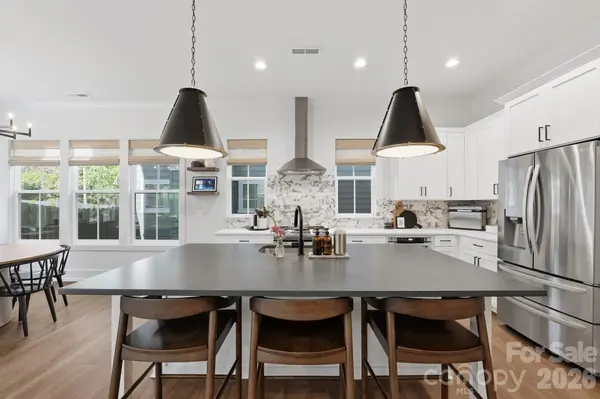5212 Lynnville AVE, Charlotte, NC 28205