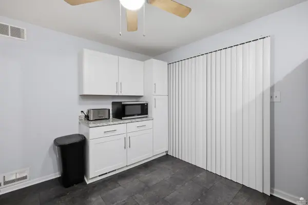 513 Sheridan DR, Junction City, KS 66441
